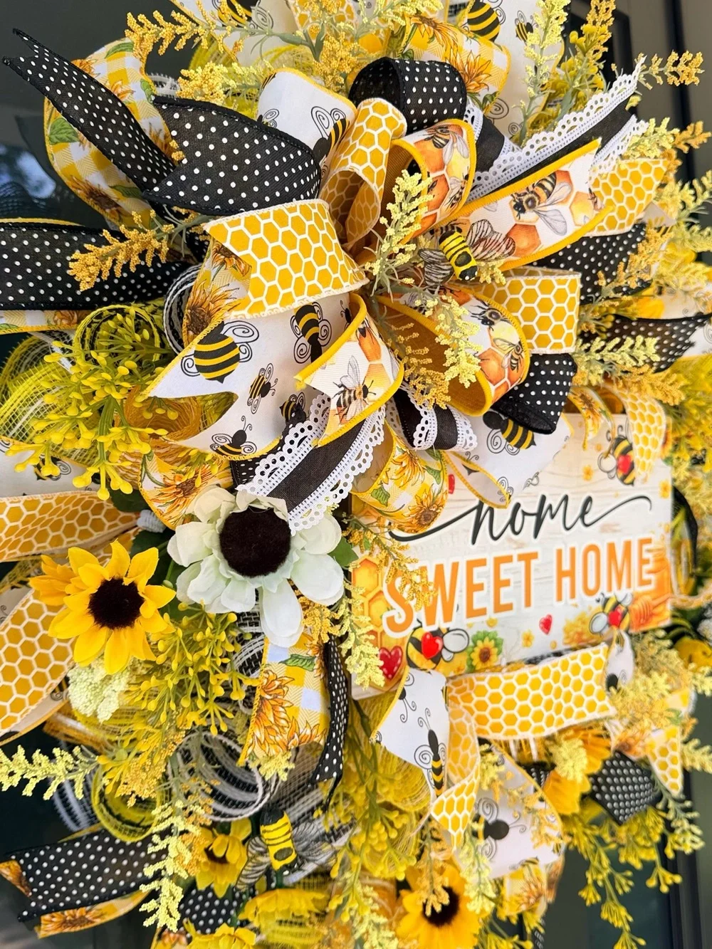 Home Sweet Home Sunflower and Bee Wreath